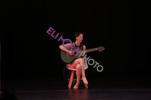 06_DANIELA_IRAGÜEN_STUDIO_KIR_POLE