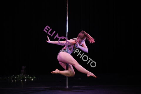 07_SARA_PEREZ_CARABAZA_FLY_&_FREE_POLE_STUDIO