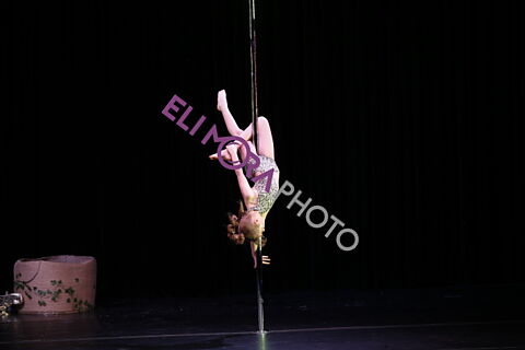 07_ANNABEL_LEIRO_ASENSIO_CLANDESTINO_POLE_DANCE