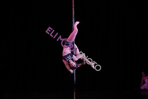 05_NALA_MULARONI_ROVIRA_OLD_SKULL_POLE_DANCE