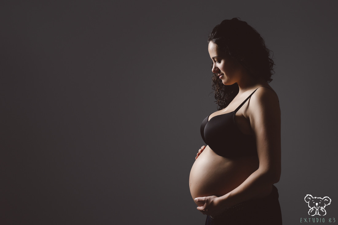 FOTOGRAFÍA DE EMBARAZO EN ESTUDIO - PLASENCIA - EXTUDIO 83 002