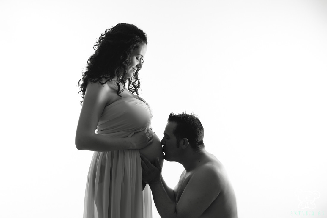 FOTOGRAFÍA DE EMBARAZO EN ESTUDIO - PLASENCIA - EXTUDIO 83 008