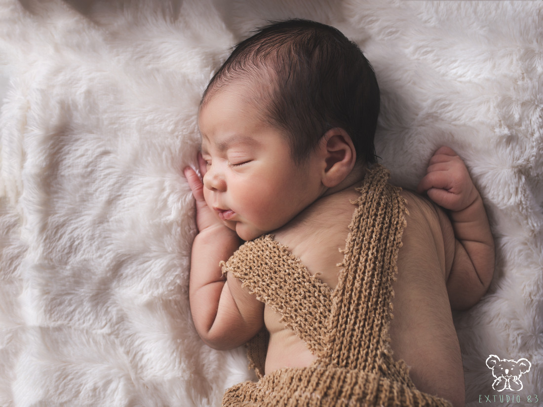 SESIÓN RECIÉN NACIDO EN PLASENCIA - EXTUDIO 83 012