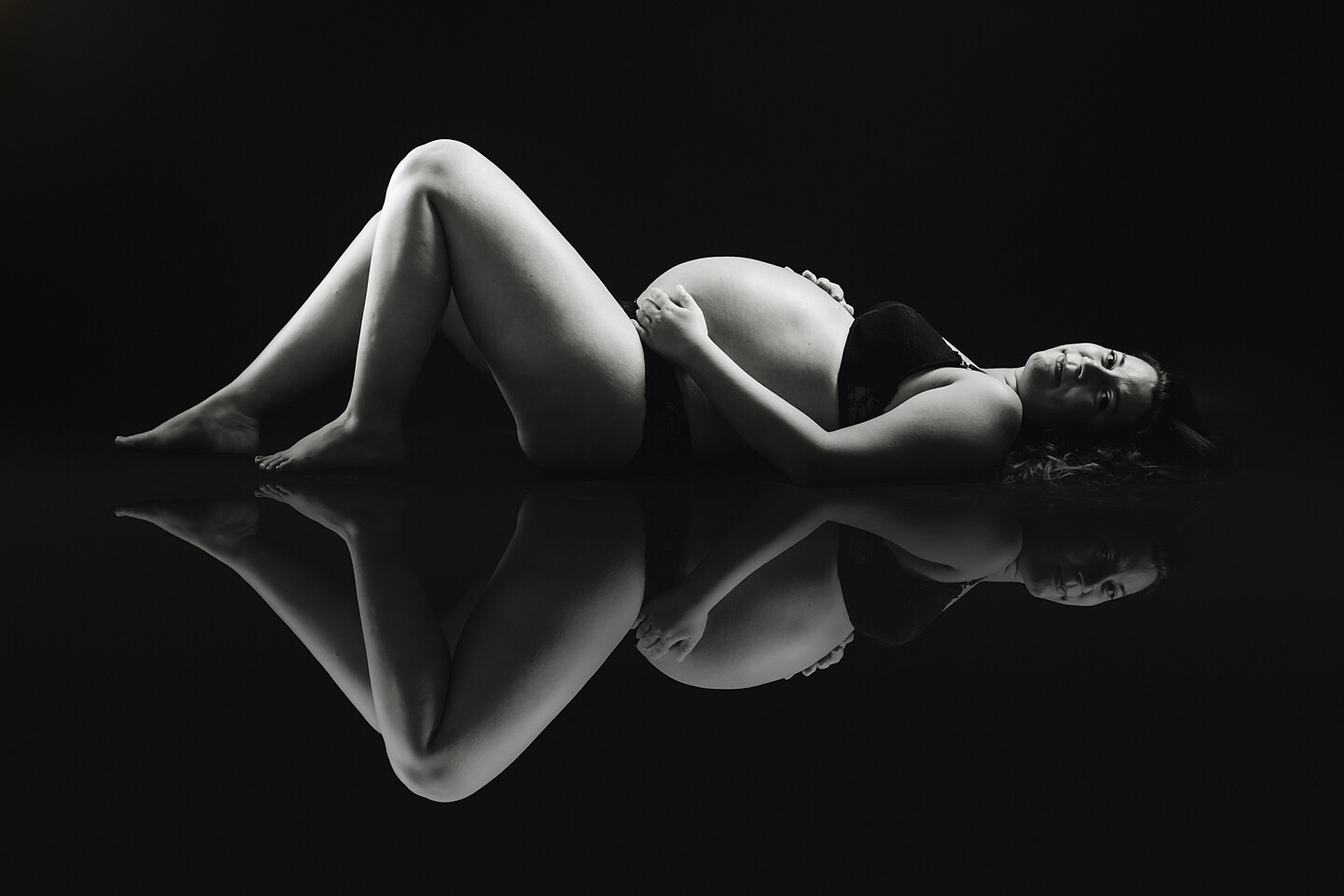 FOTOS DE EMBARAZO ARTÍSTICAS EN ESTUDIO - PLASENCIA (CÁCERES)-11