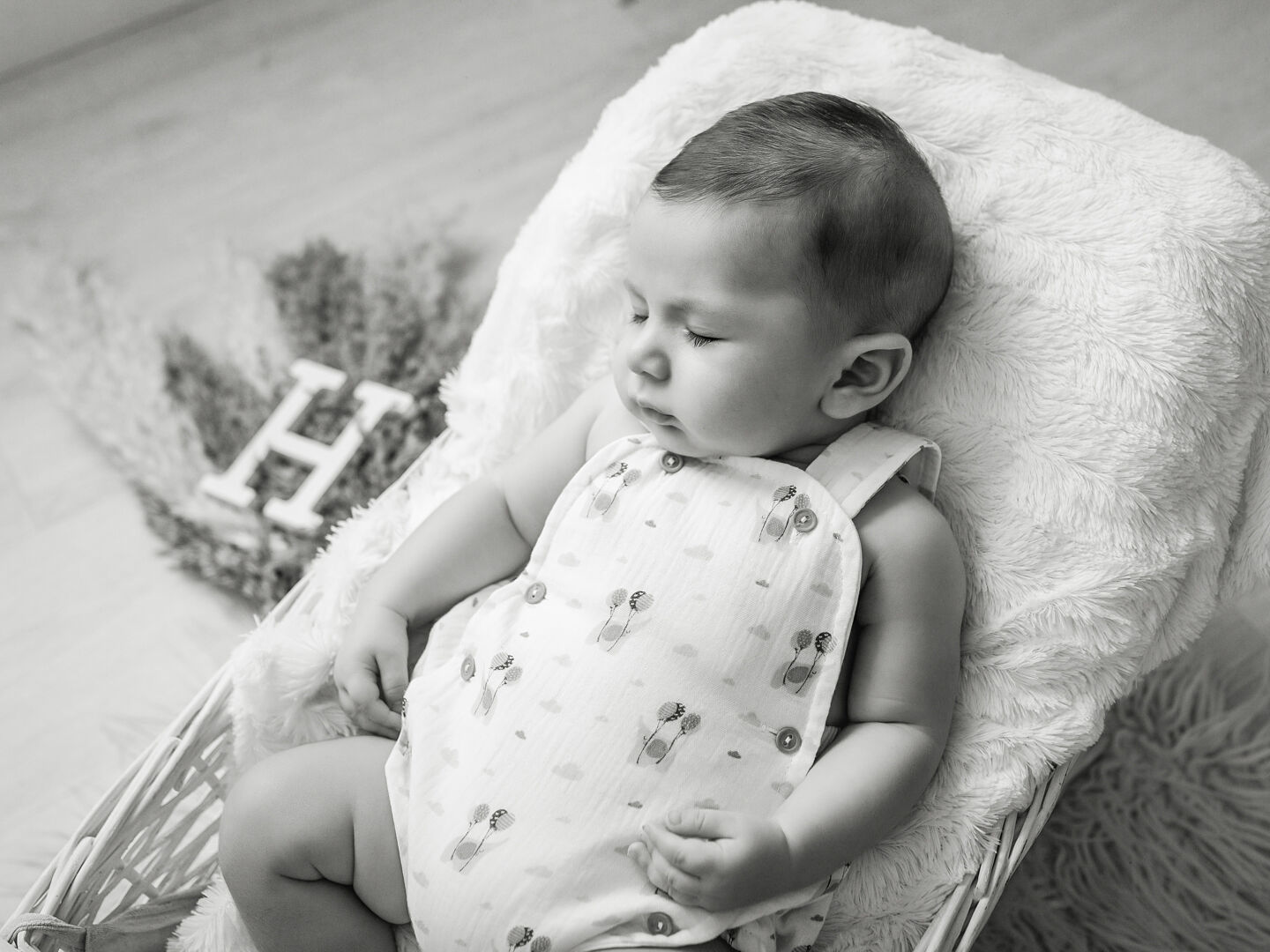 EXTUDIO 83 - sesion-bebe-nin-o-3-meses-bautizo-50-ts20260727095714358380.jpg