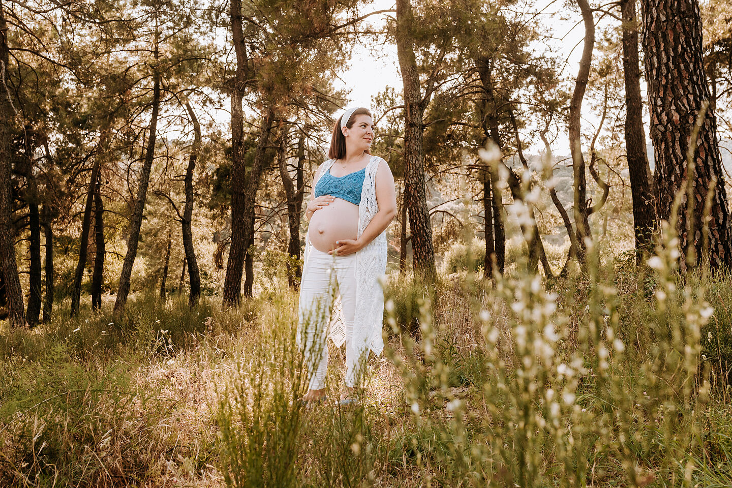 Sesiones de embarazo con hermanos en Plasencia (Cáceres) -15