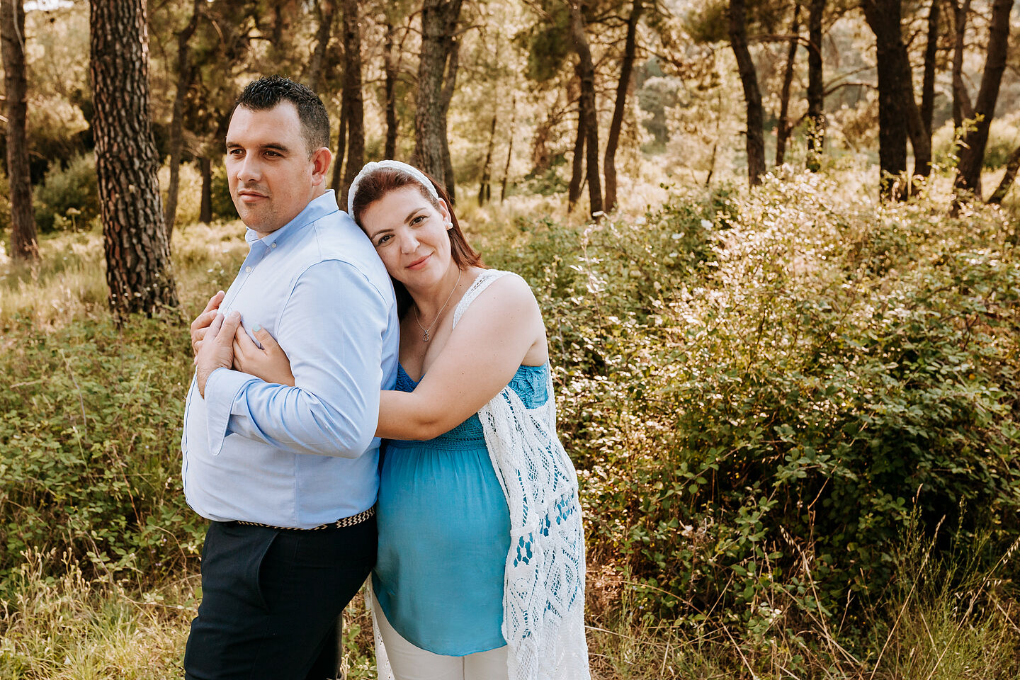 Sesiones de embarazo con hermanos en Plasencia (Cáceres) -8