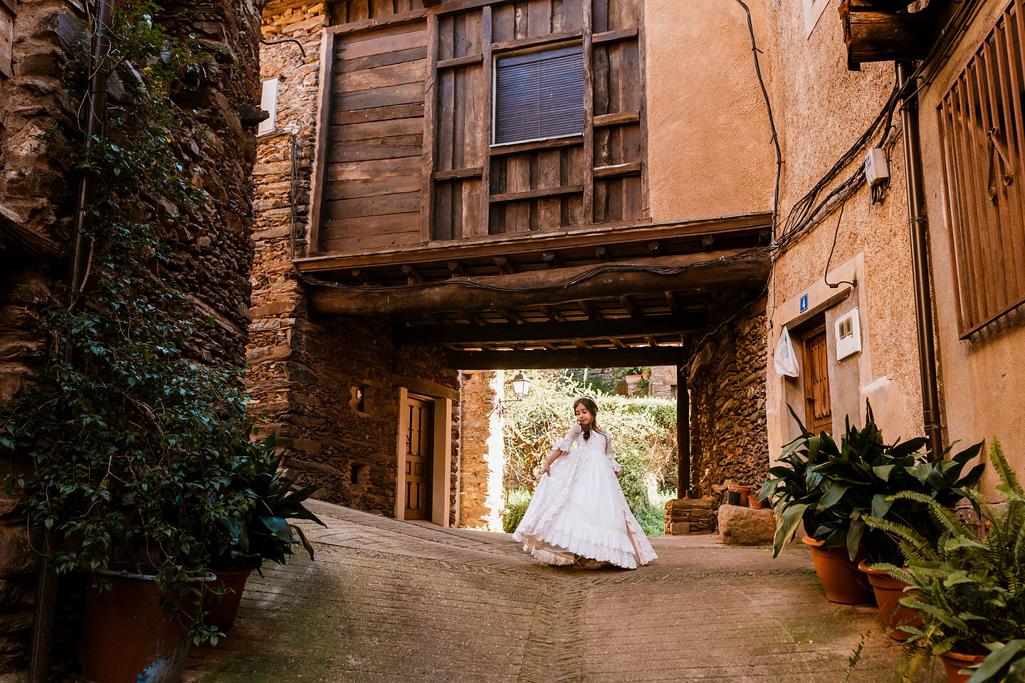 Sesión de fotos de comunión de hermanas en Caceres - Extudio 83 infantil-14