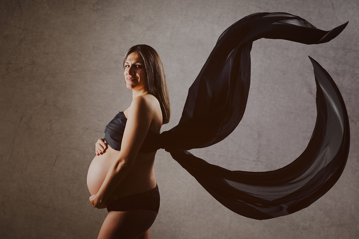 Reportaje fotografico de embarazo en extudio 83-15