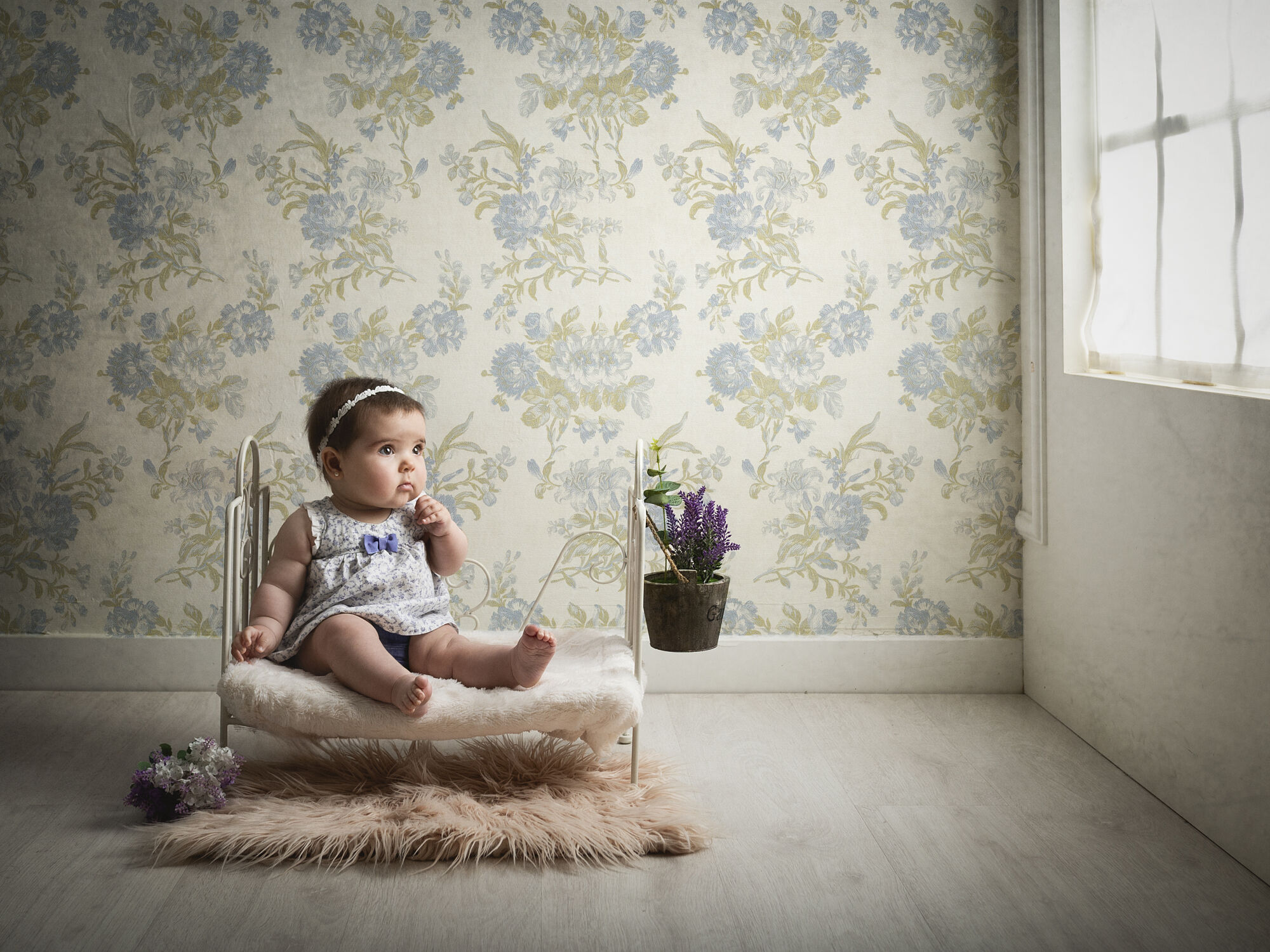 Carlota en su sesión de bebe de 6 meses en estudio
