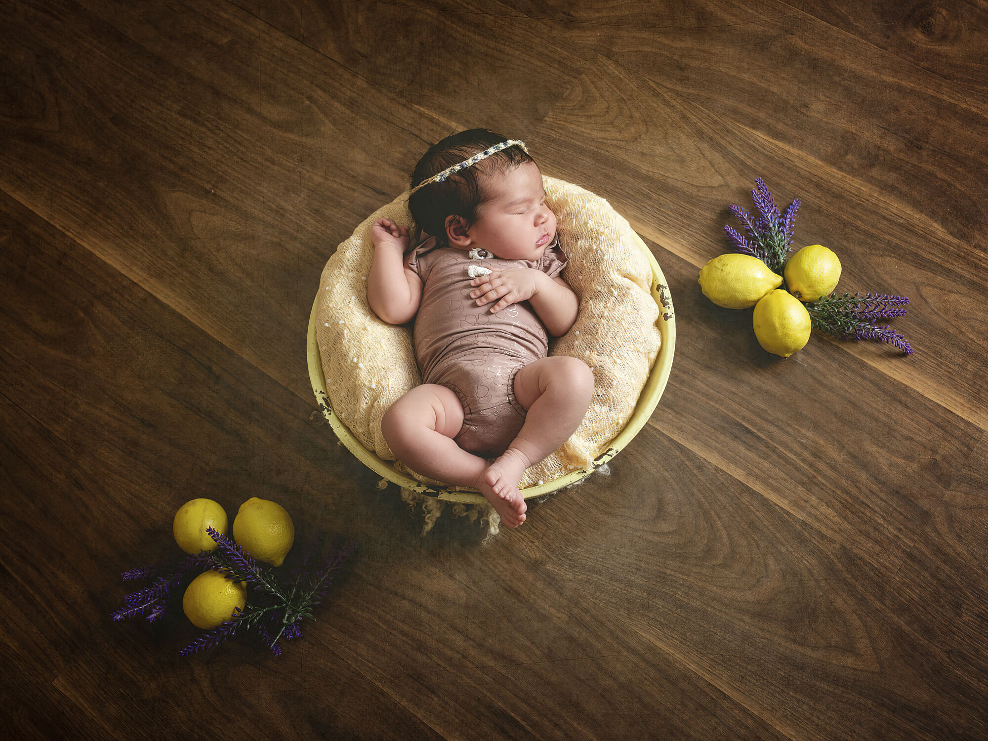 Sesión newborn estudio Plasencia