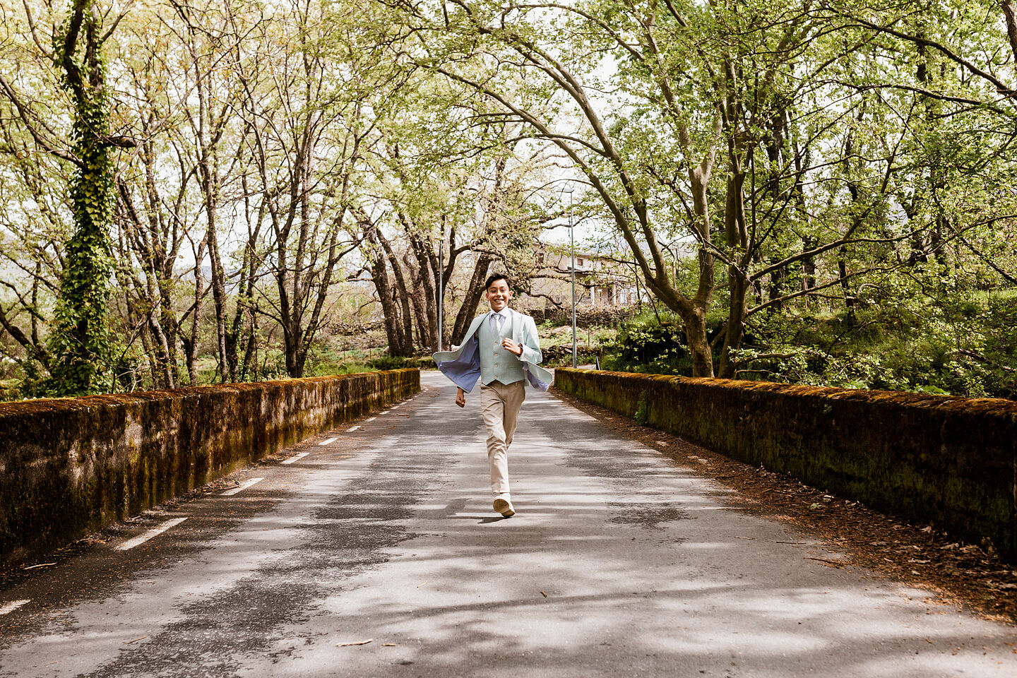 fotografia-comunion-campestre-sonrisa-niño-hervas-13