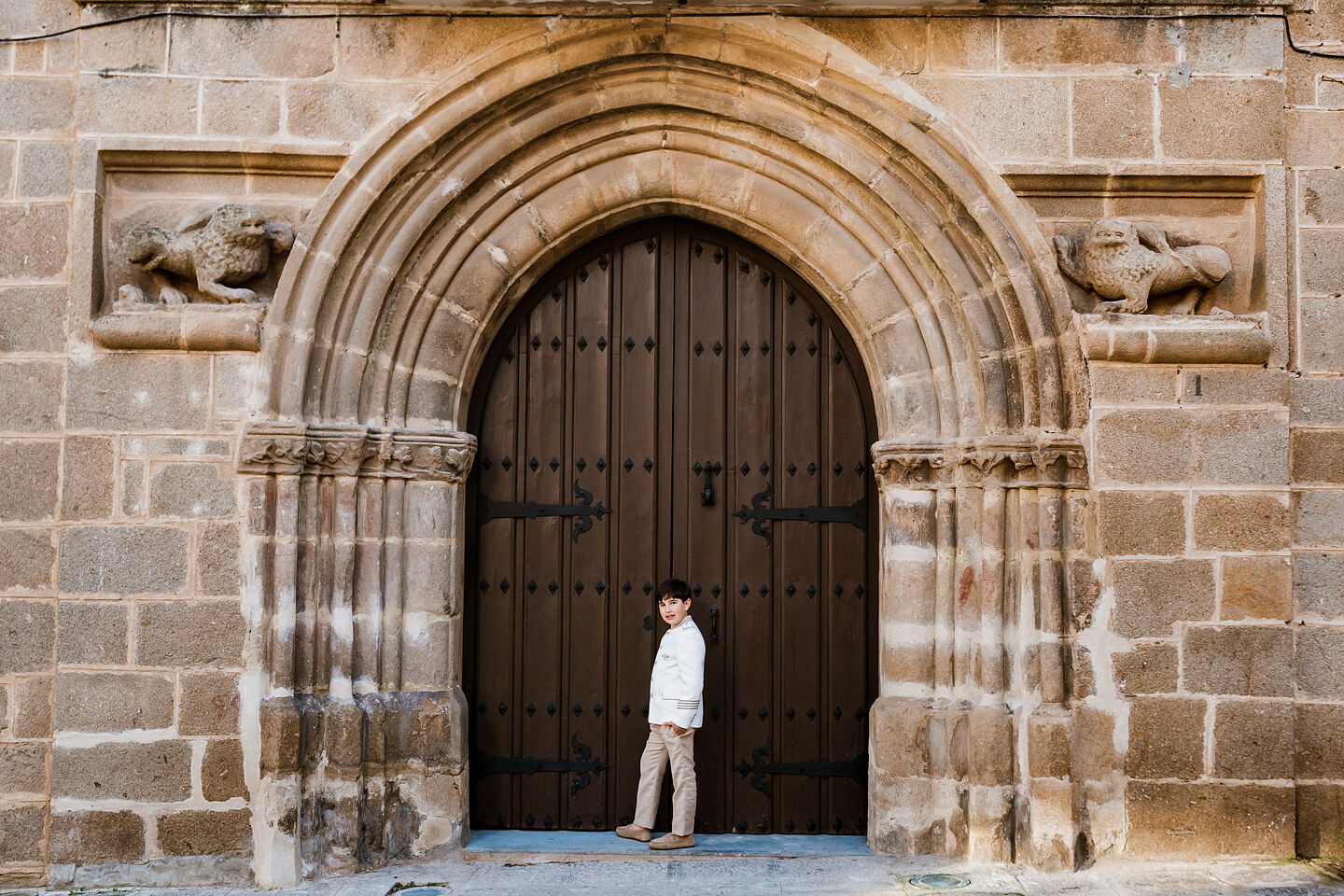 sesion-comunion-niño-exterior-plasencia-28