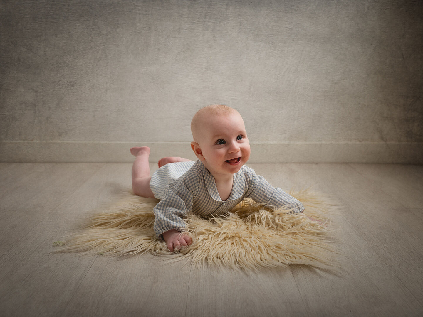 sesio-bebe-niño-4-meses-estudio-plasencia-19