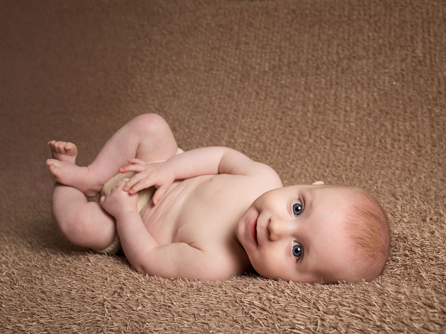 sesio-bebe-niño-4-meses-estudio-plasencia-3