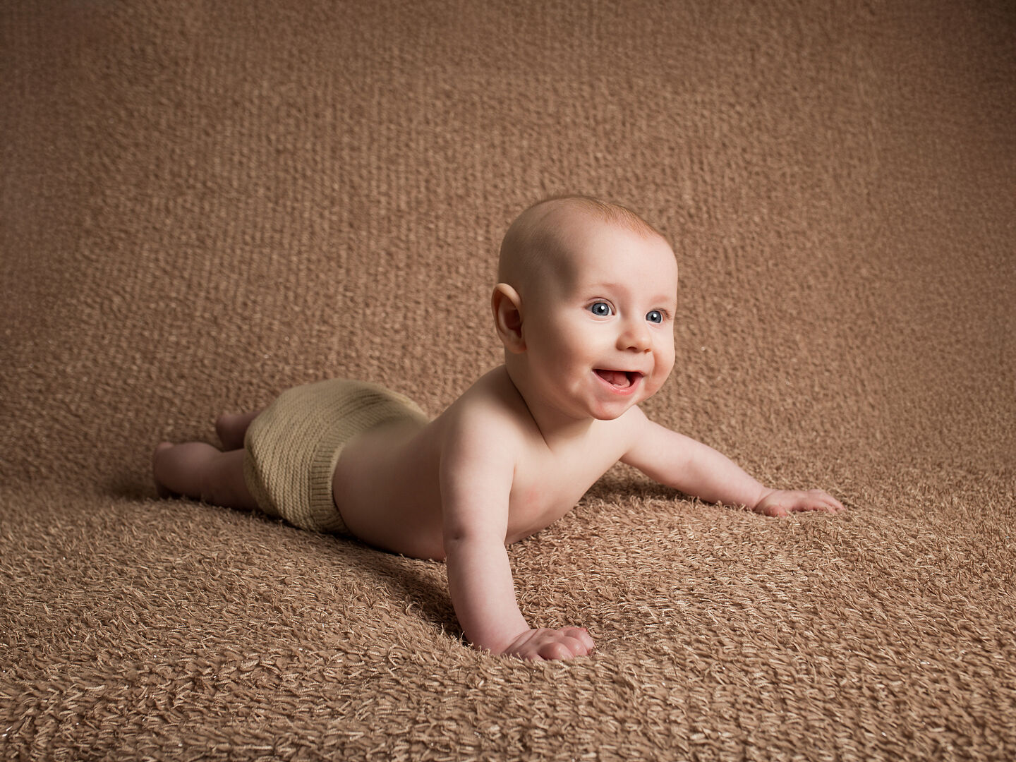 sesio-bebe-niño-4-meses-estudio-plasencia-4