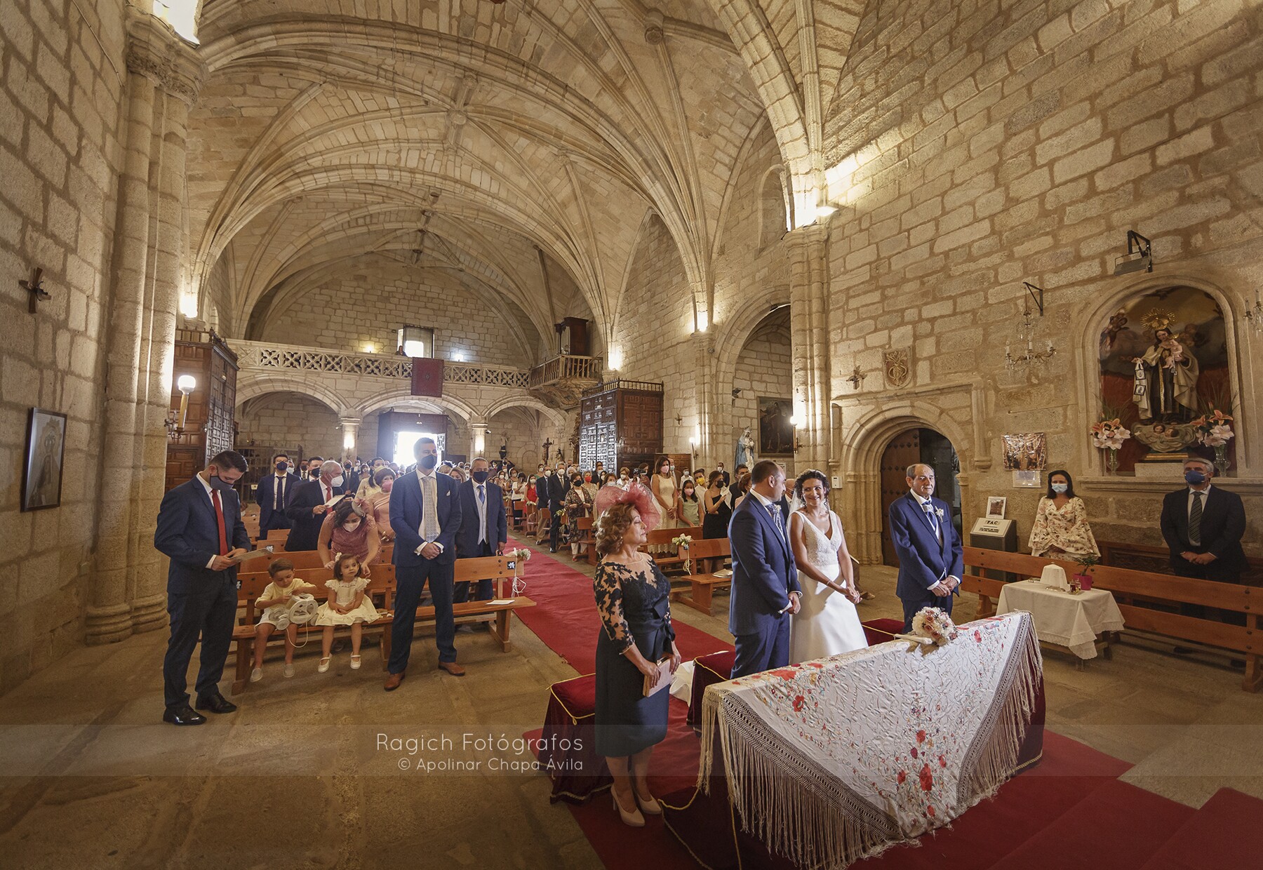 foto_web_boda_ragich_almudena_juanma_fotografos_caceres_2021_013