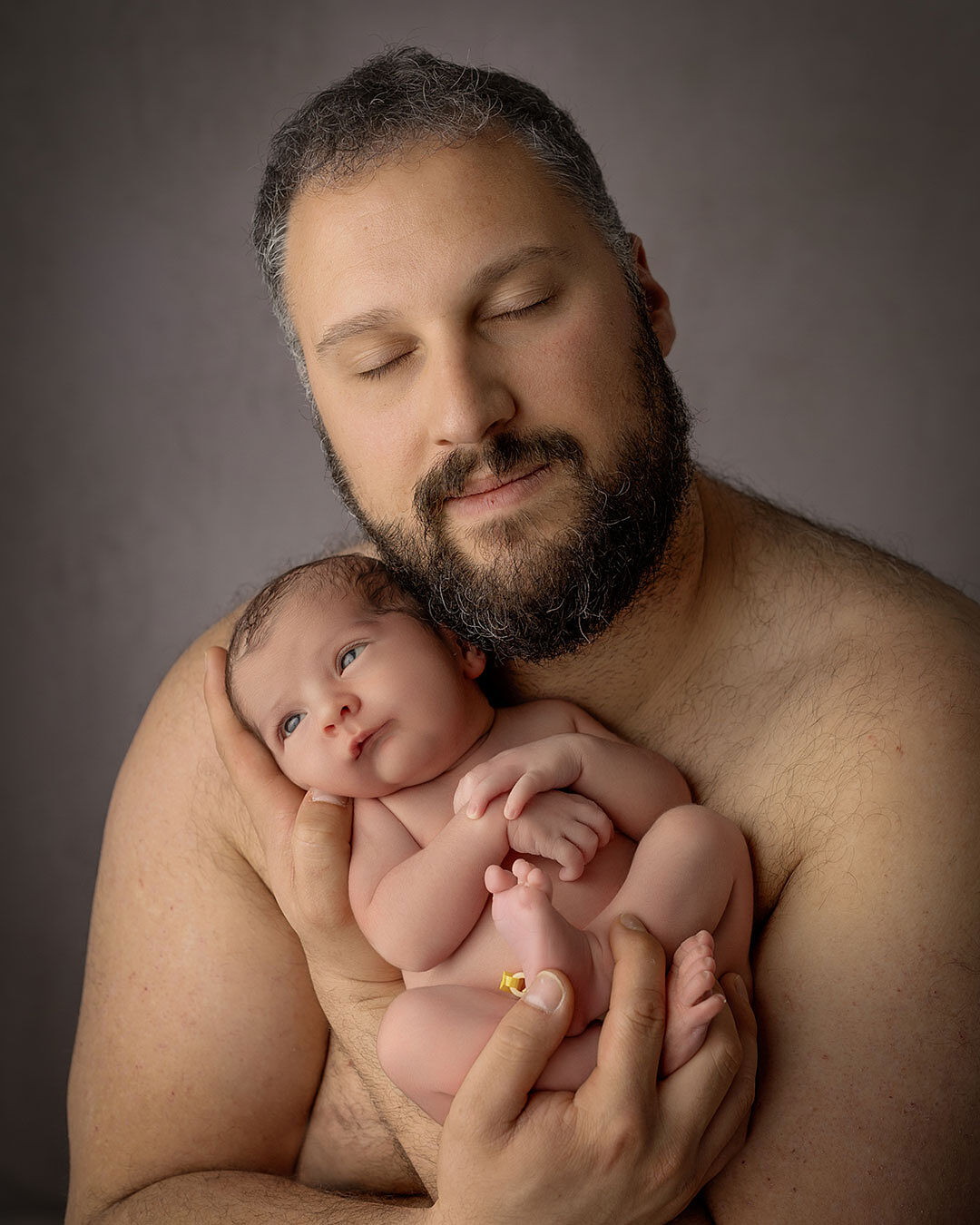 Fotoclicks. Fotógrafo infantil en Sanxenxo, Pontevedra. - isaac-newborn-28w-ts20250812110601759797.jpg