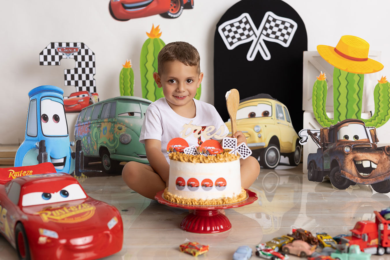 Fotoclicks. Fotógrafo infantil en Sanxenxo, Pontevedra. - thiago-cumple-tres-8w-ts20250825115302102789.jpg
