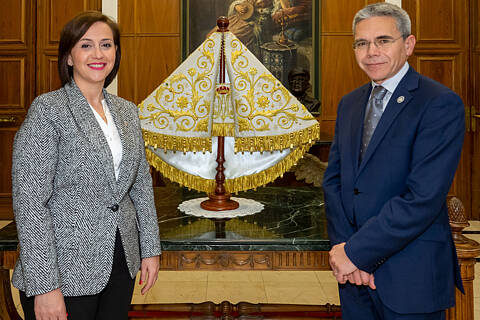 PRESENTACION MANTO CENTENARIO - 06-04-2024