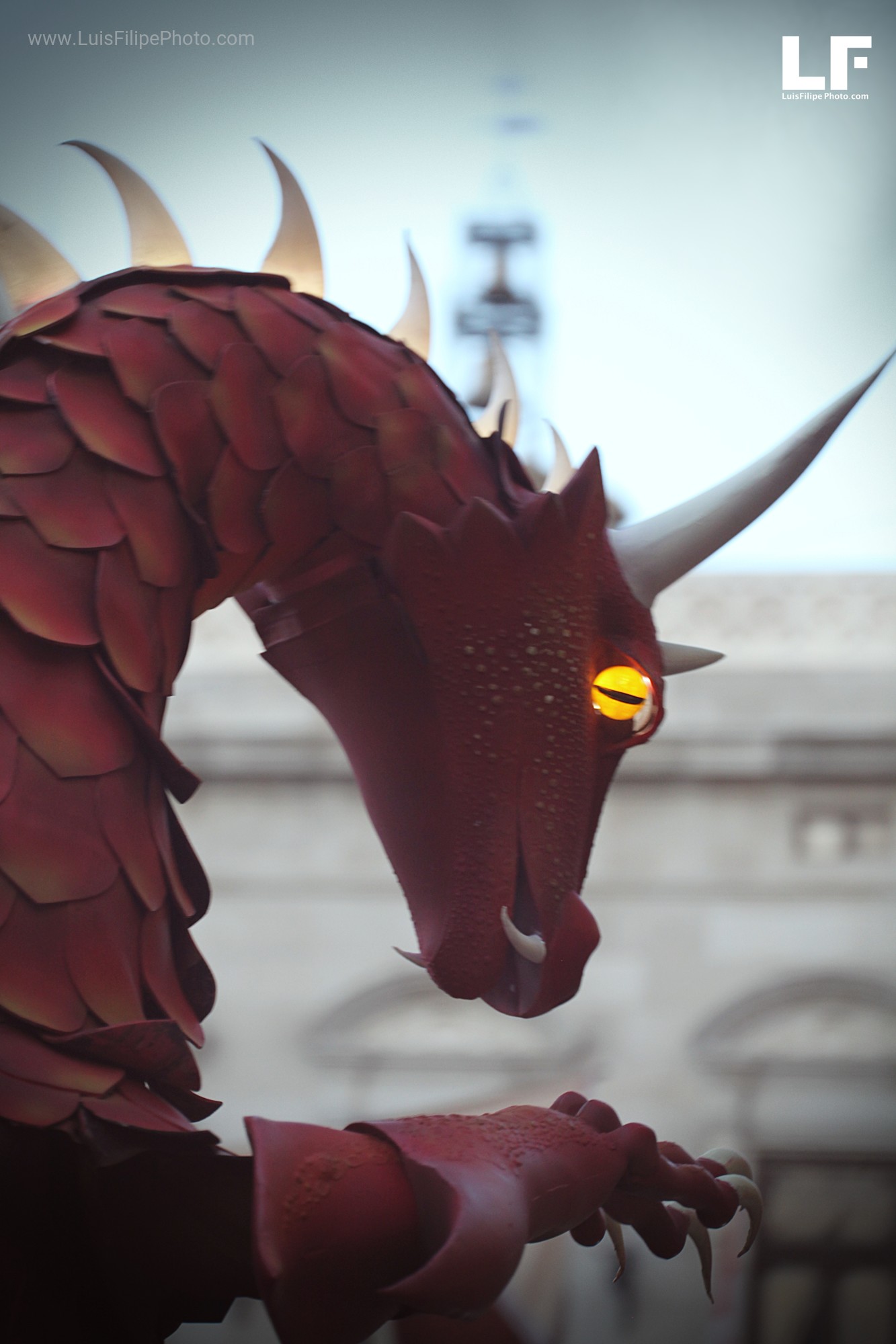 Dragon rojo escultura japon LuisFilipePhoto.com