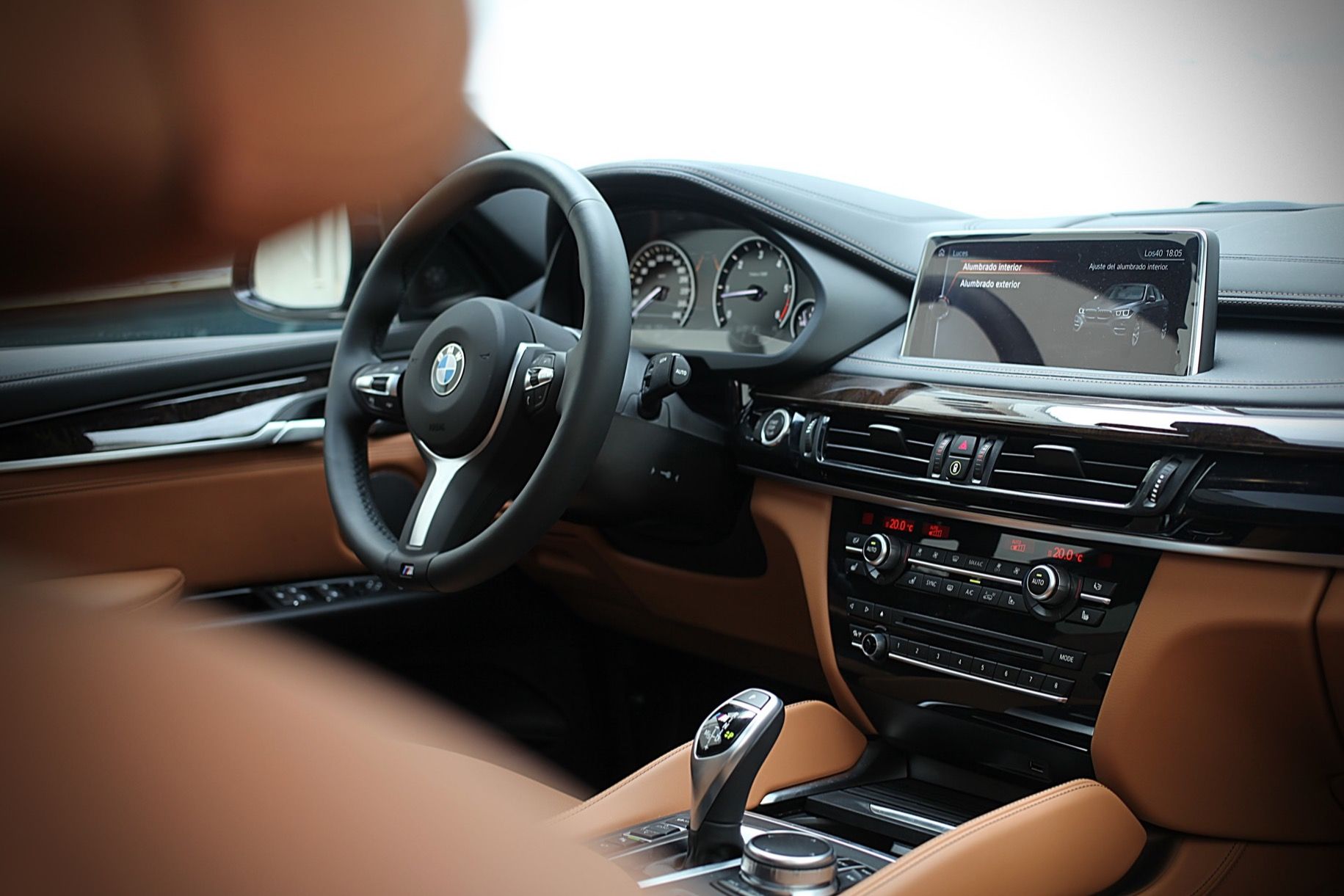 Luis Filipe Photographer - 1-x6-negr-interior-bmw-luisfilipephotographer-com.jpg