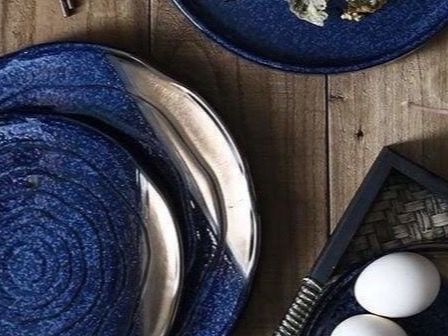 Fotos footstyle  Luis Filipe Photographer - 8-10-inch-japanese-style-blue-color-glaze-with-gold-paint-ceramic-dinner-plate-accent-plate-800x.jpg