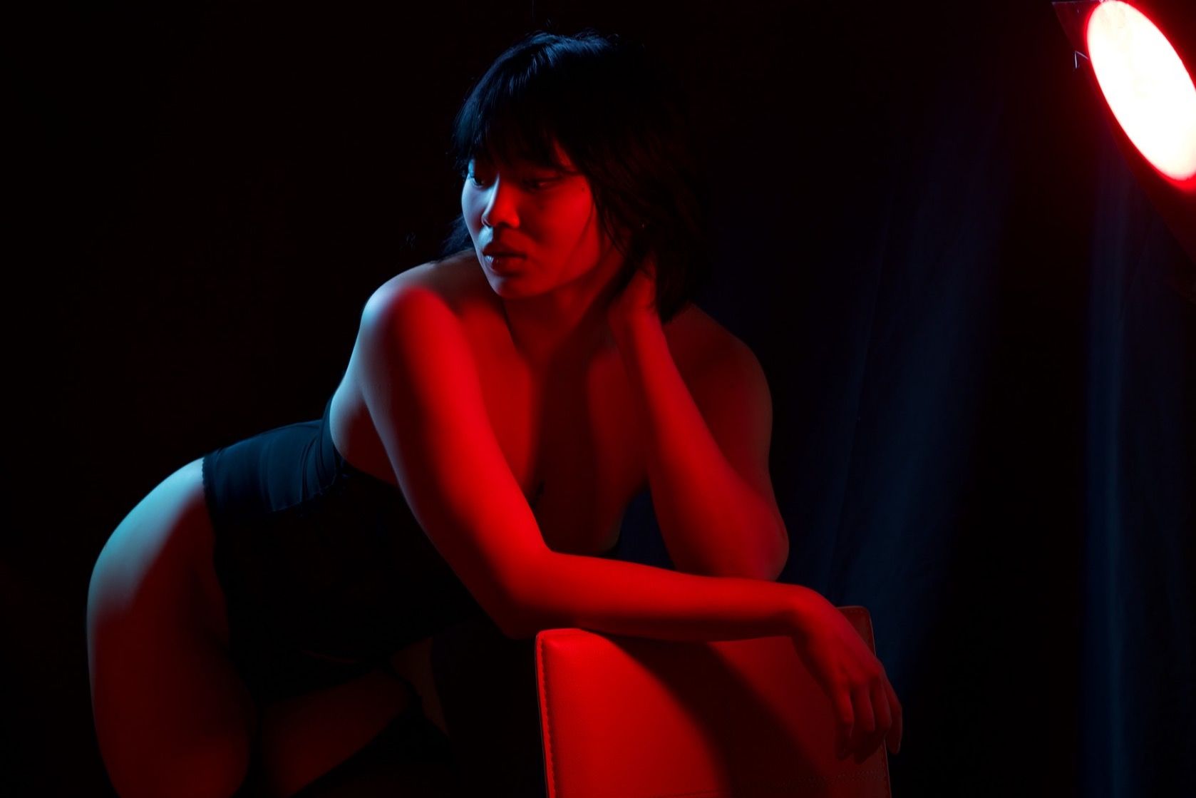 Luis Filipe Photographer - sensual-boudoir.jpg