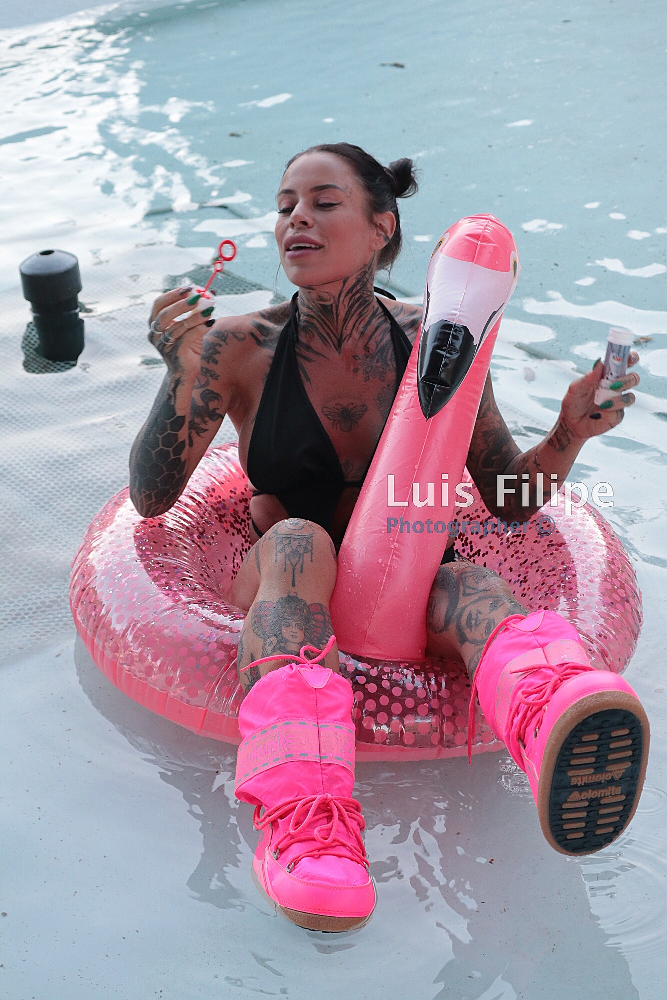 photos inside a fountain