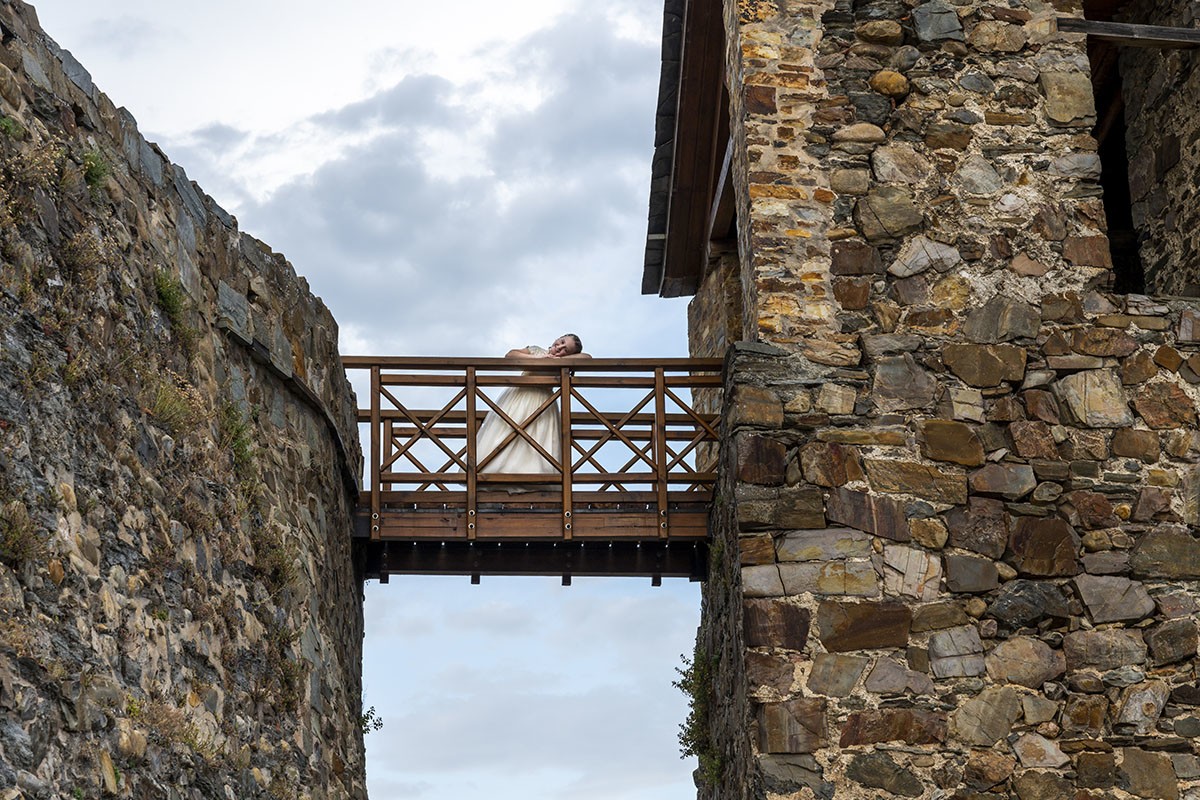 fotógrafo comunión Ponferrada castillo templario primera comunión Paula