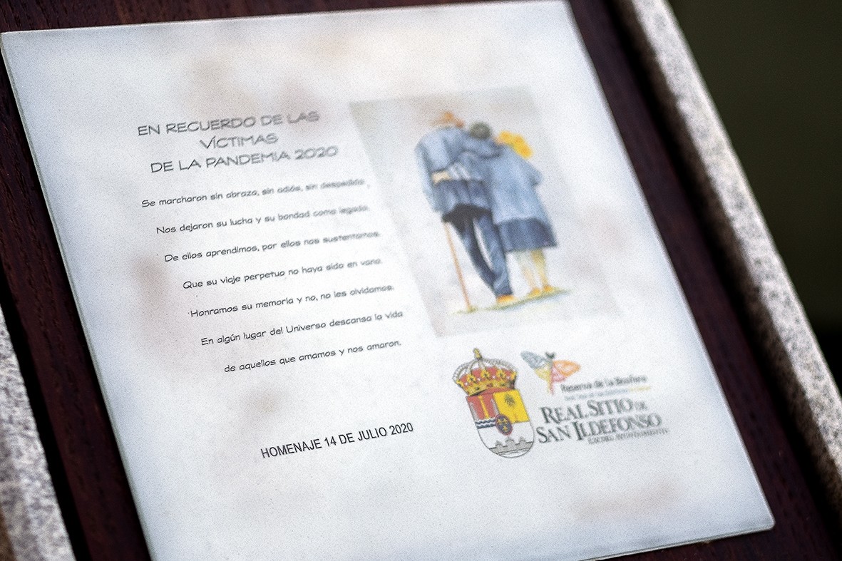 recuerdo-de-las-victimas-covid