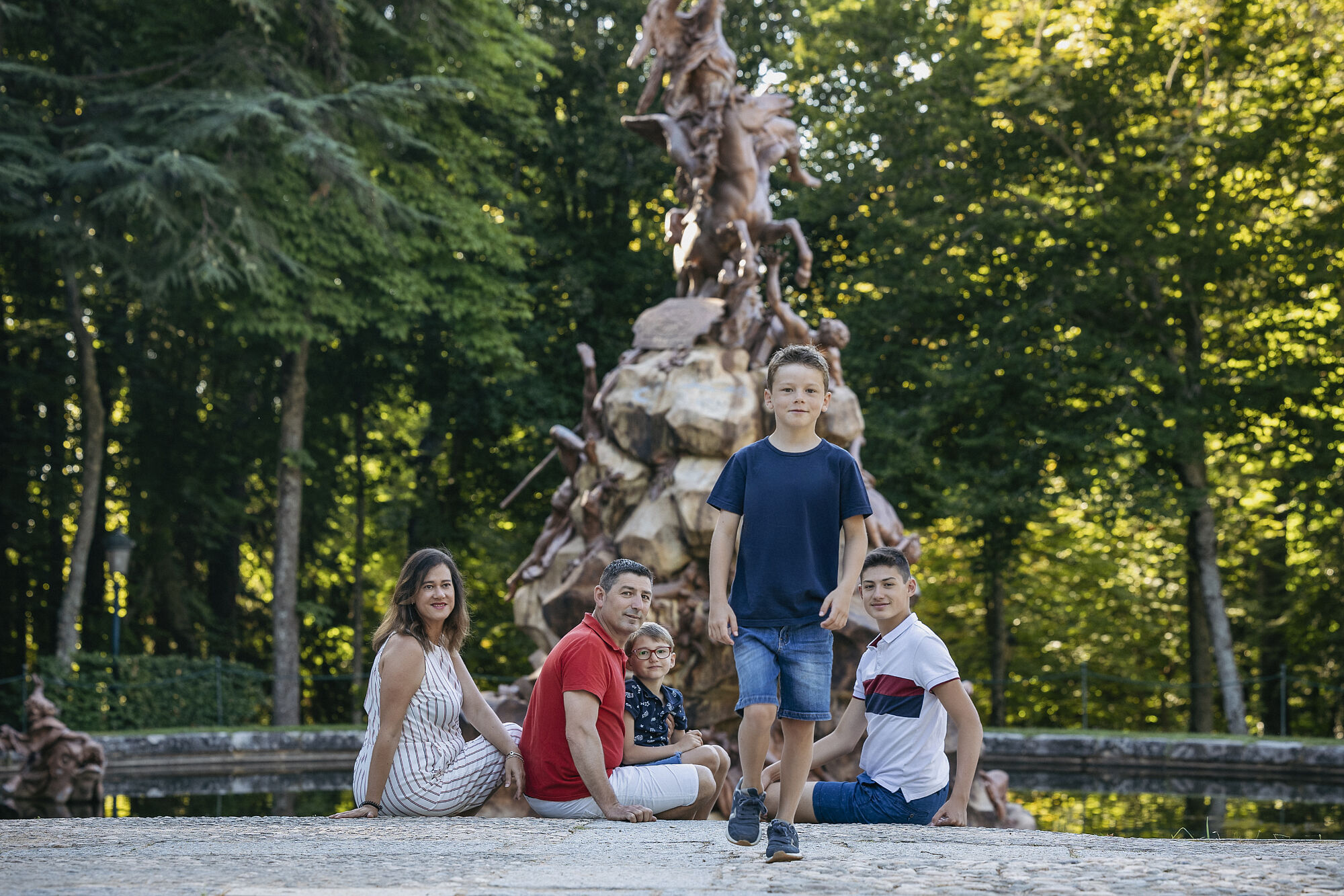 fotografo-de-familia-en-la-granja-de-san-ildefonso