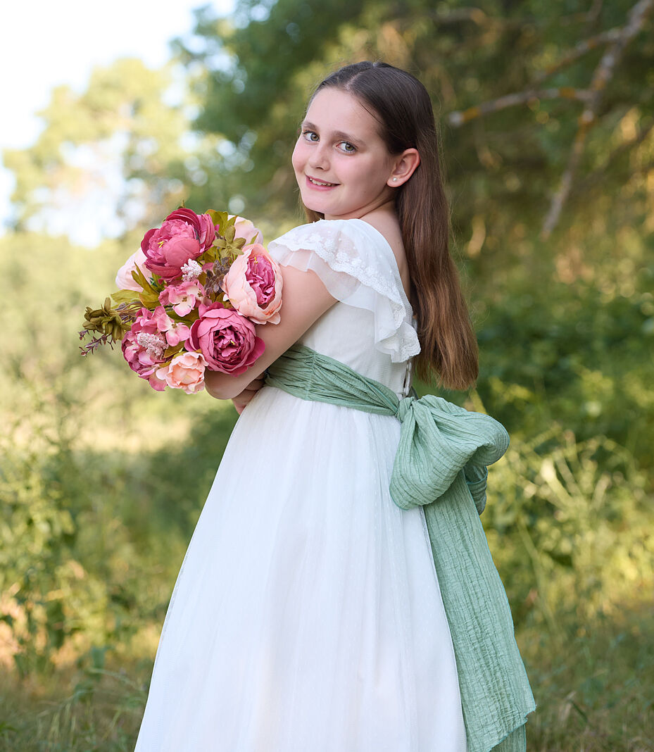 Aline Alcalde fotografía - comunion-exterior-estilo-natural-las-rozas-ts20260326095441210271.jpg