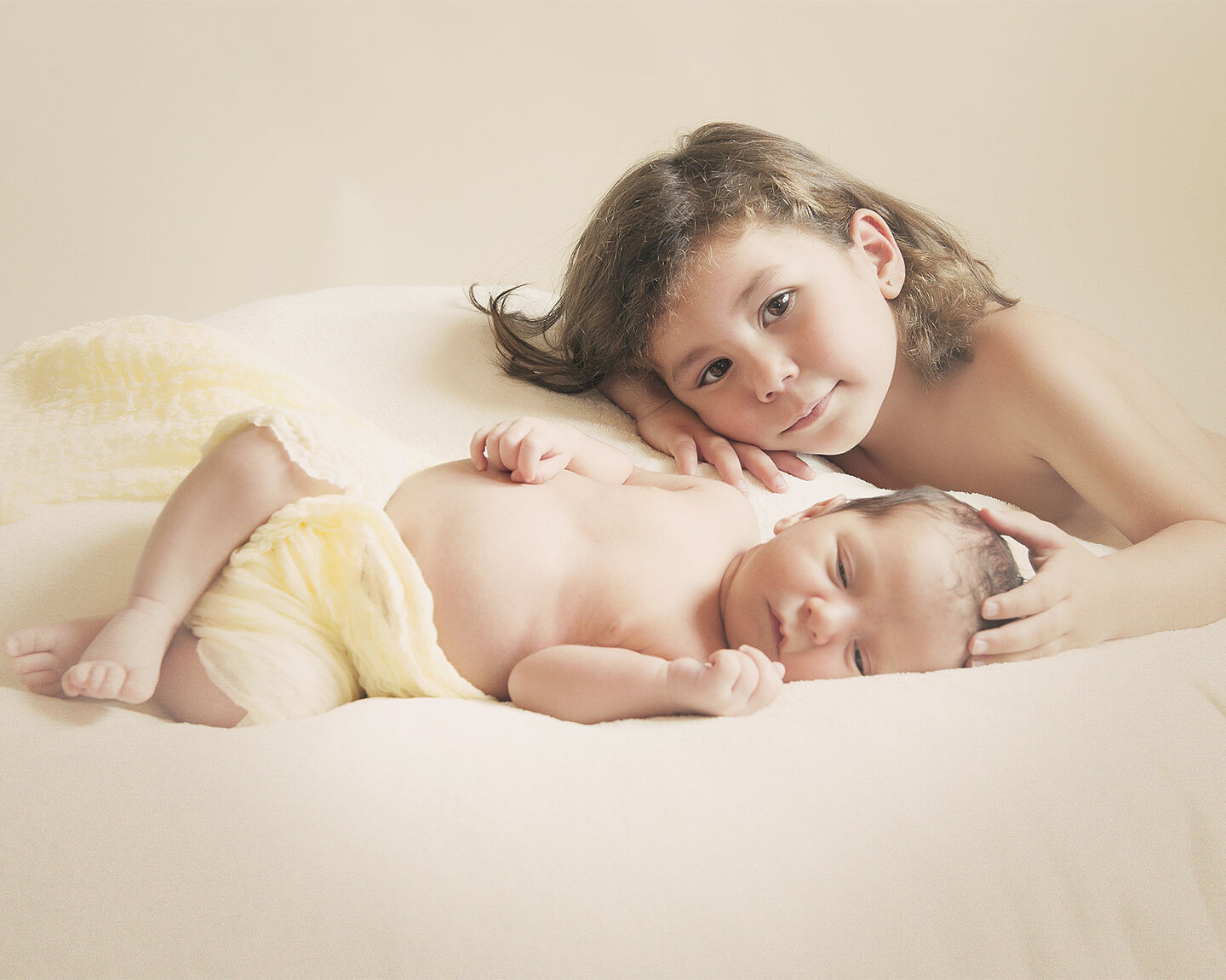 Aline Alcalde fotografía - bebeconhermana-ts20250916082250601123.jpg