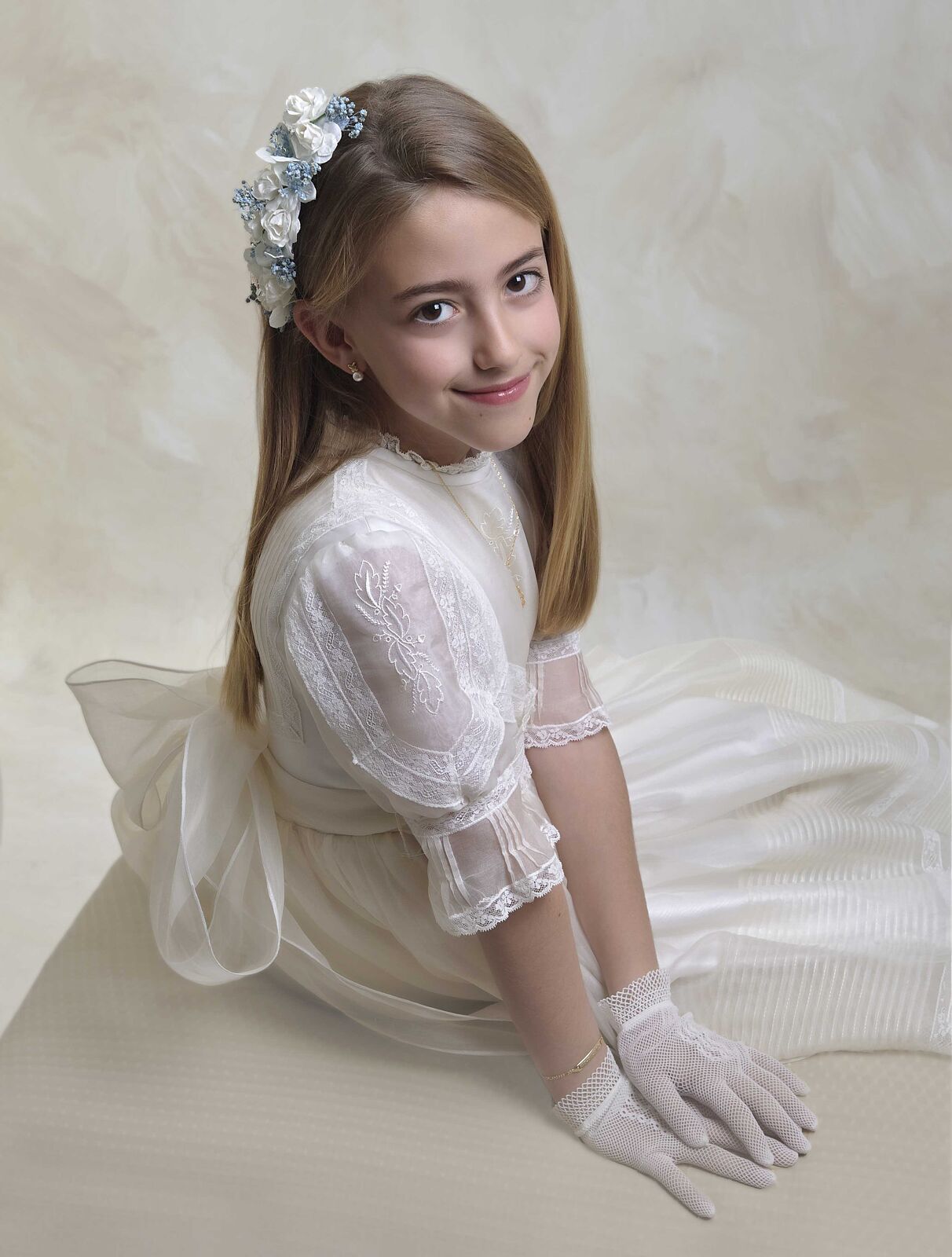 Aline Alcalde fotografía - fotos-comunion-nina-ts20260317110024103247.jpg