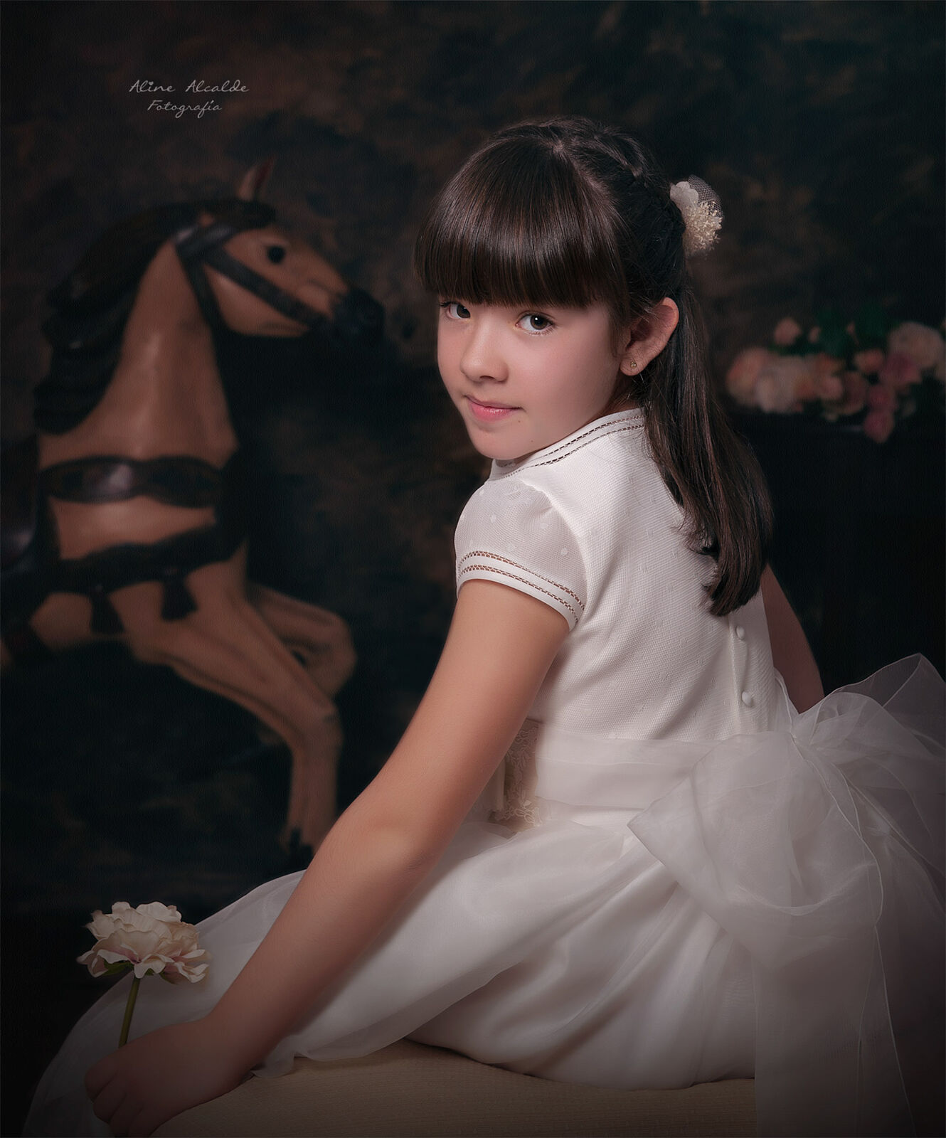 Aline Alcalde fotografía - ninaconcaballomirando-ts20260311140916744472.jpg