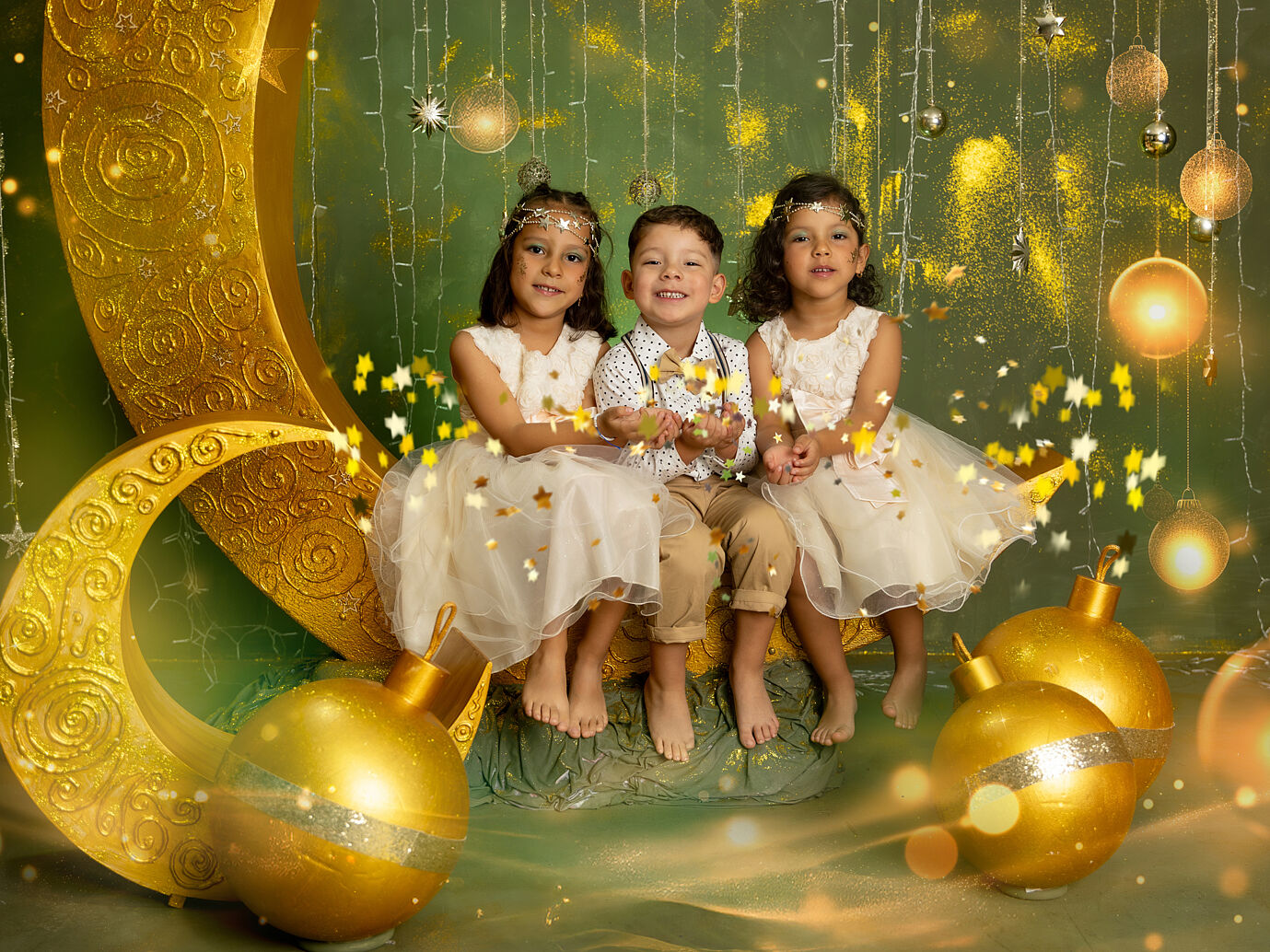 Fotografía Navidad Cartagena Irene, Sofía y Enzo 2024