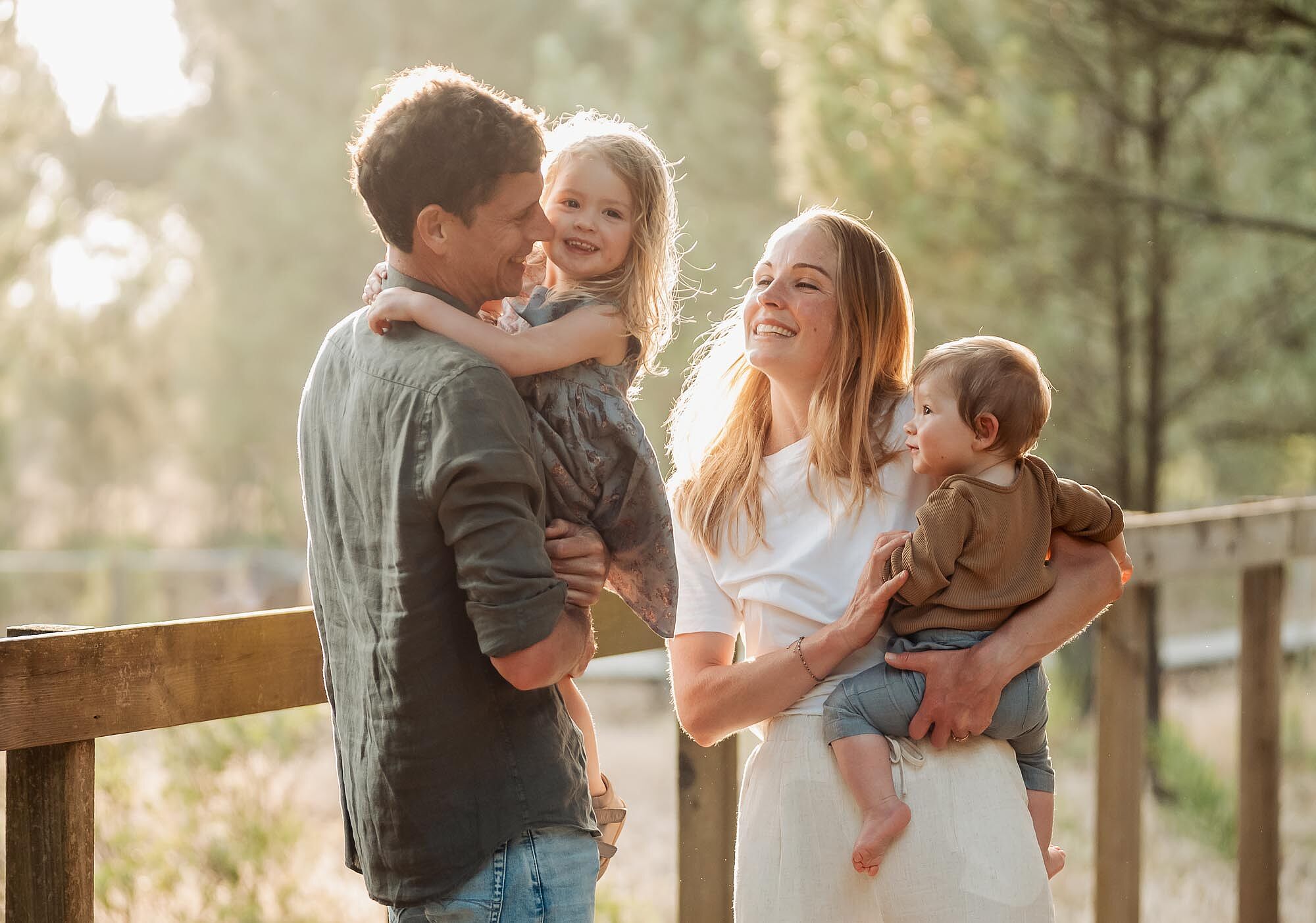 momentos-de-complicidade-e-sorrisos-em-familia