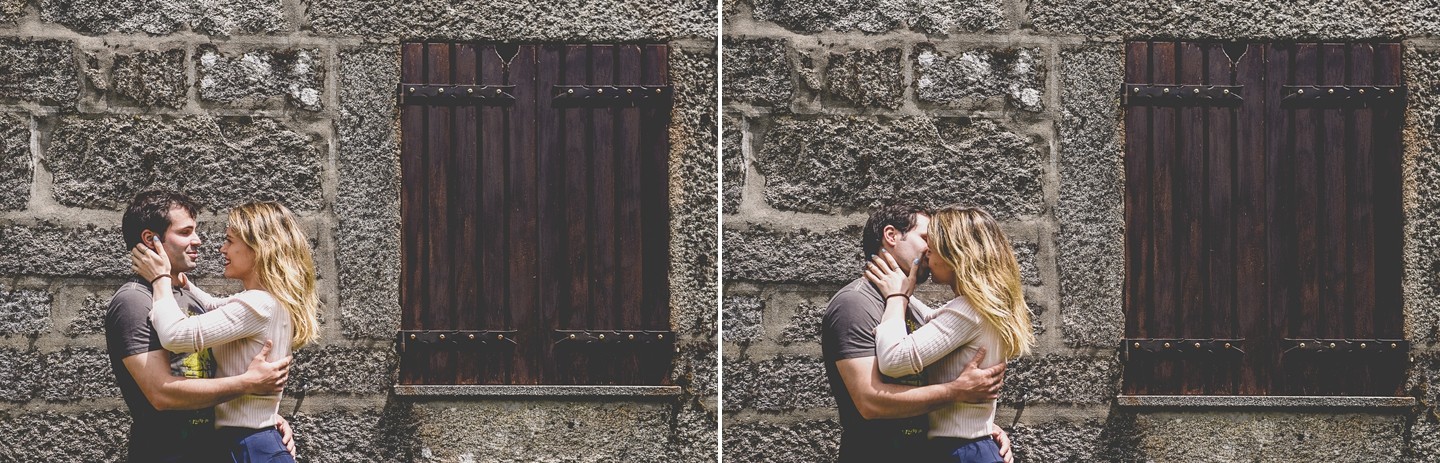 Casal de namorados a darem um beijo