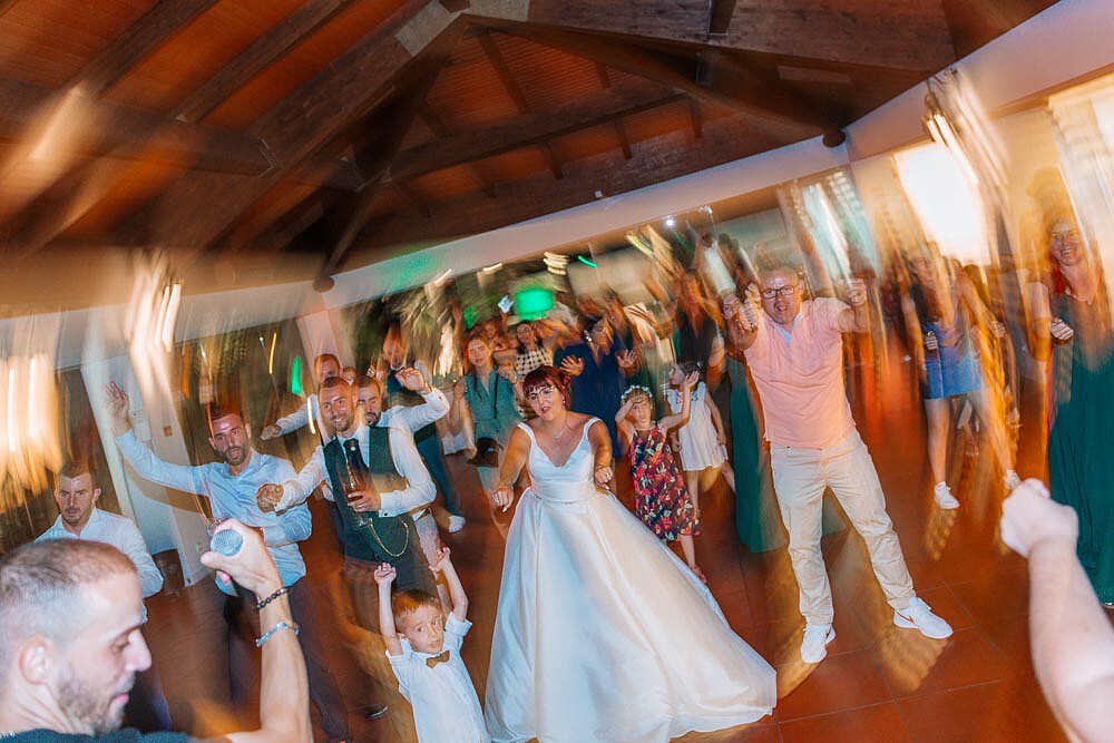 Convidados a dançarem