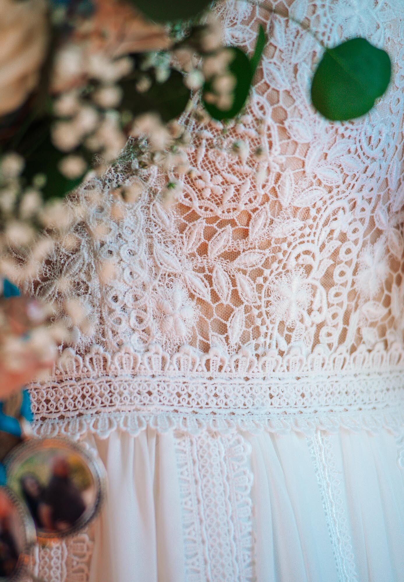 Pormenor do vestido da noiva
