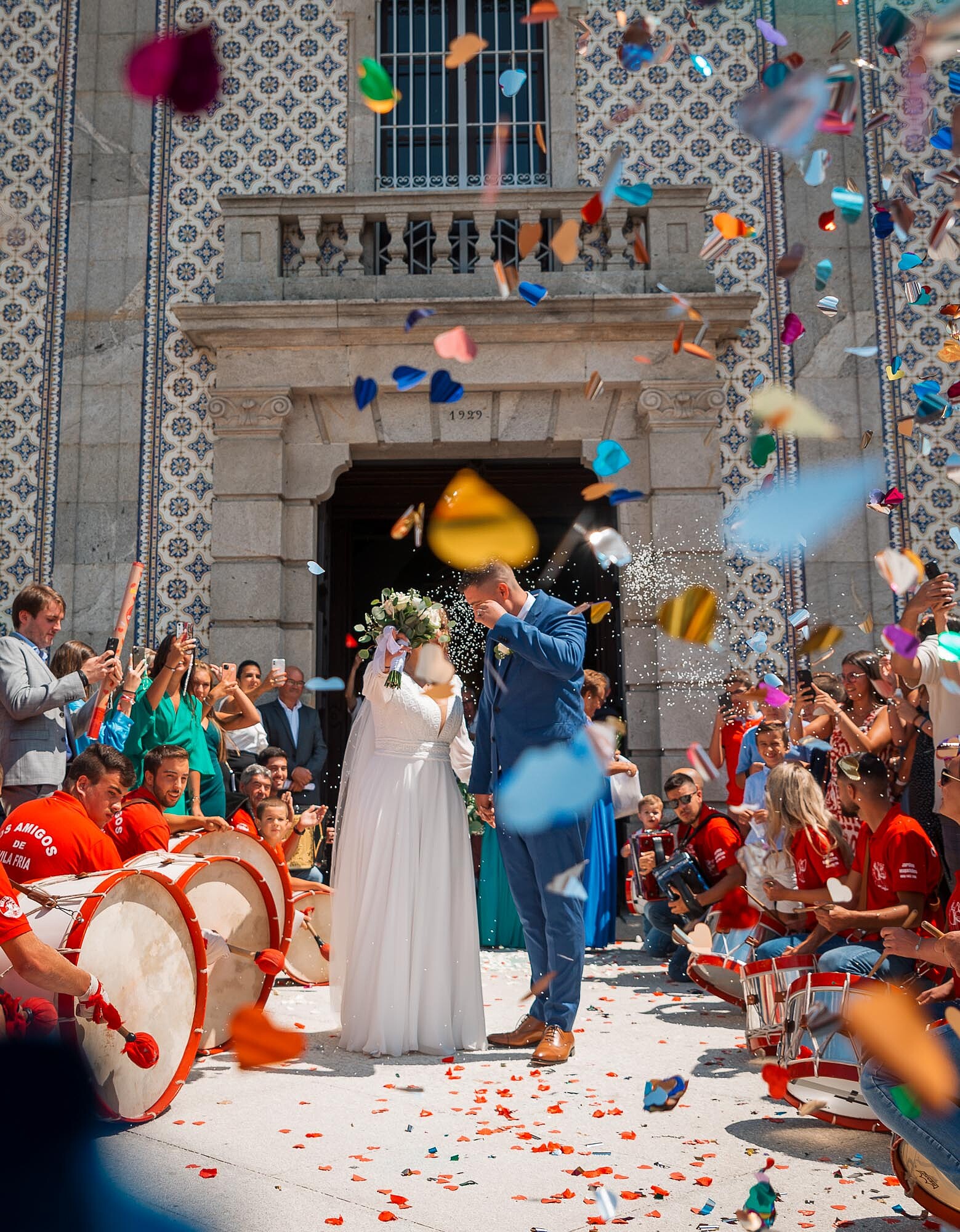 Saída do Casal da igreja