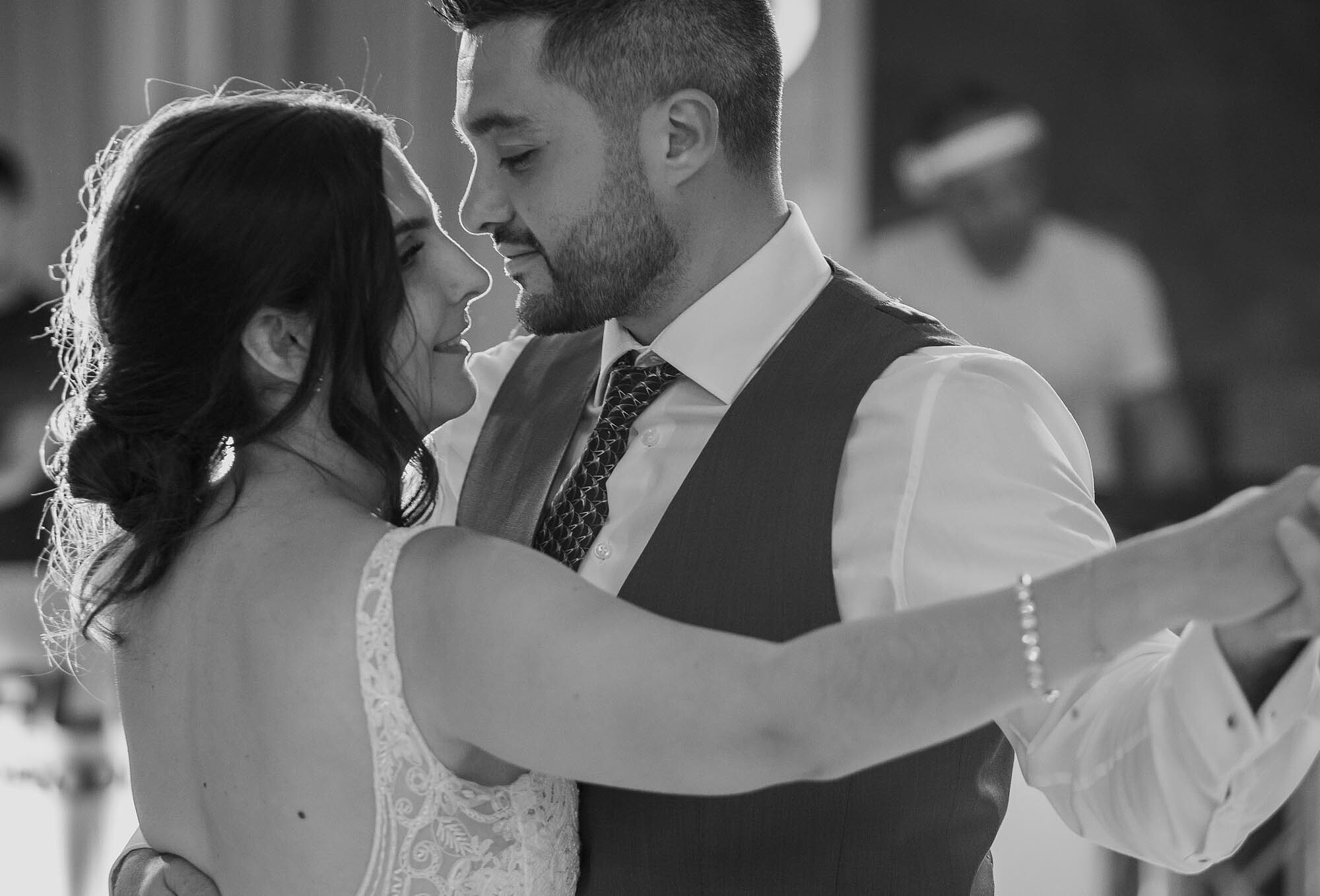 Close Up do casal a dançar