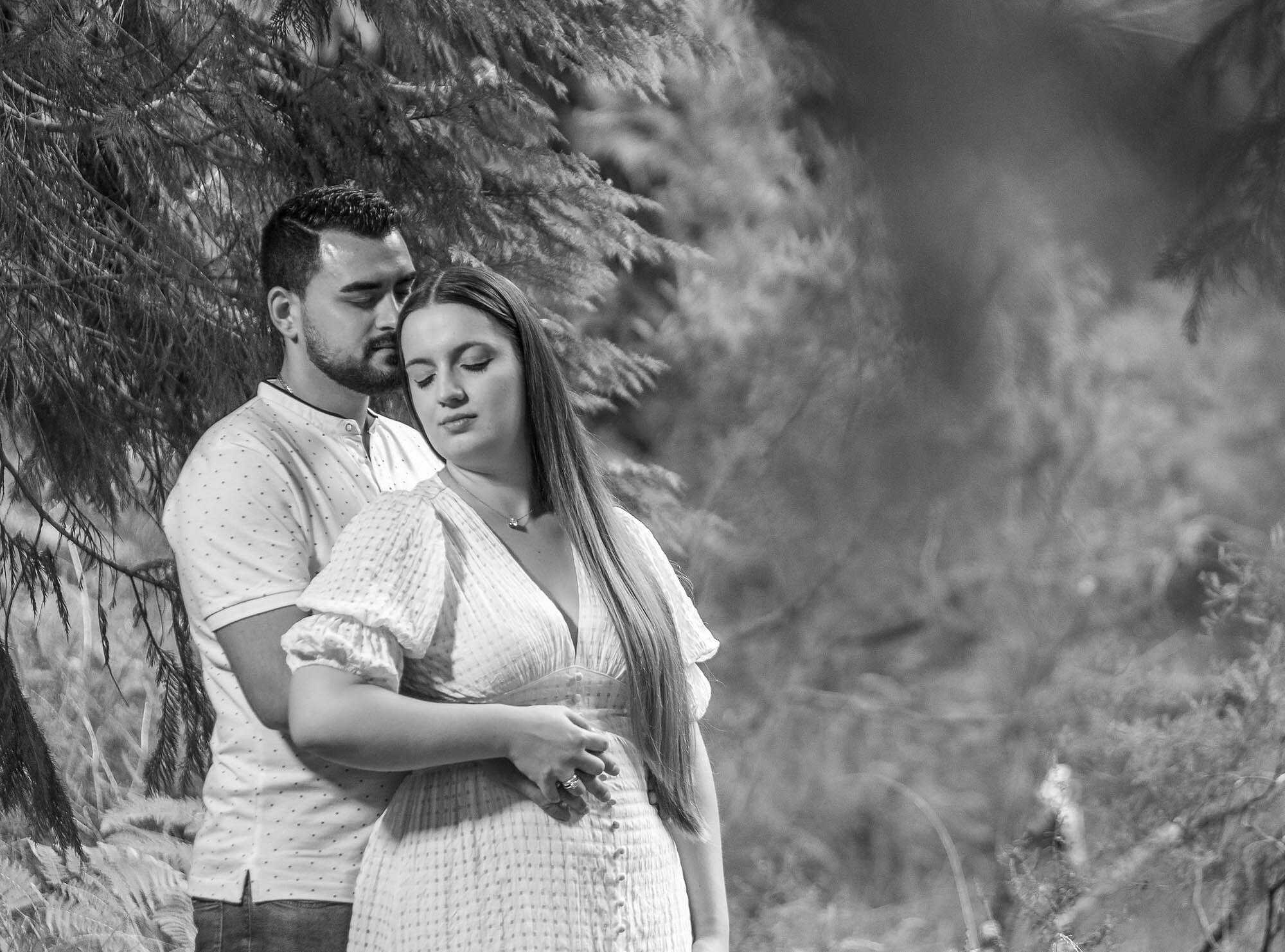 NAMORADOS EM FOTOGRAFIA A PRETO E BRANCO