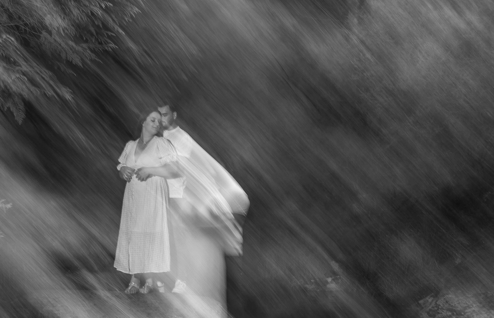 FOTOGRAFIA DIFERENTE DE NAMORADOS COM TÉCNICA DE ARRASTO