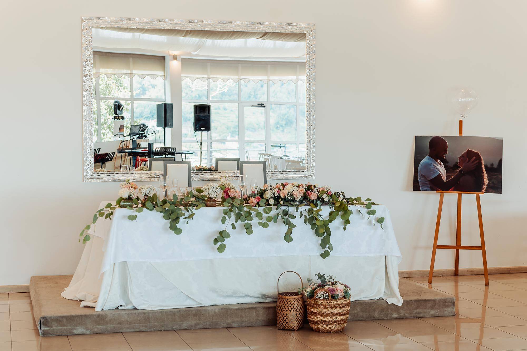 mesa dos noivos na quinta encosta do crasto