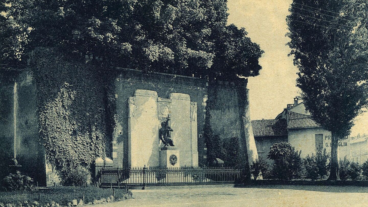 Lodi - Monumento ai caduti