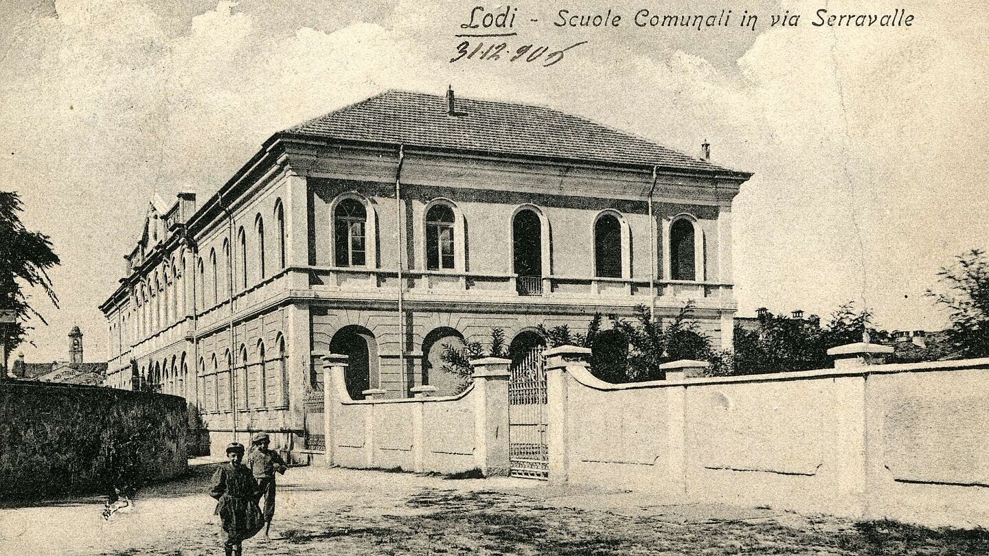 Lodi - Scuole Comunali (attuale Scuola Elementare Barzaghi)