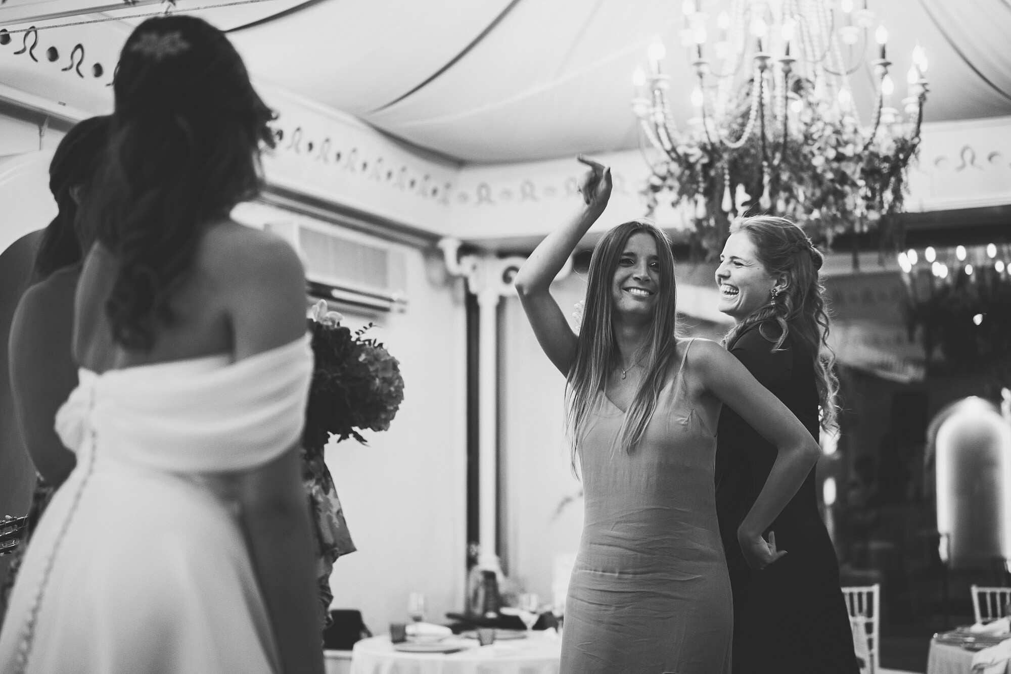 Elena y Dawlet Boda (1995)