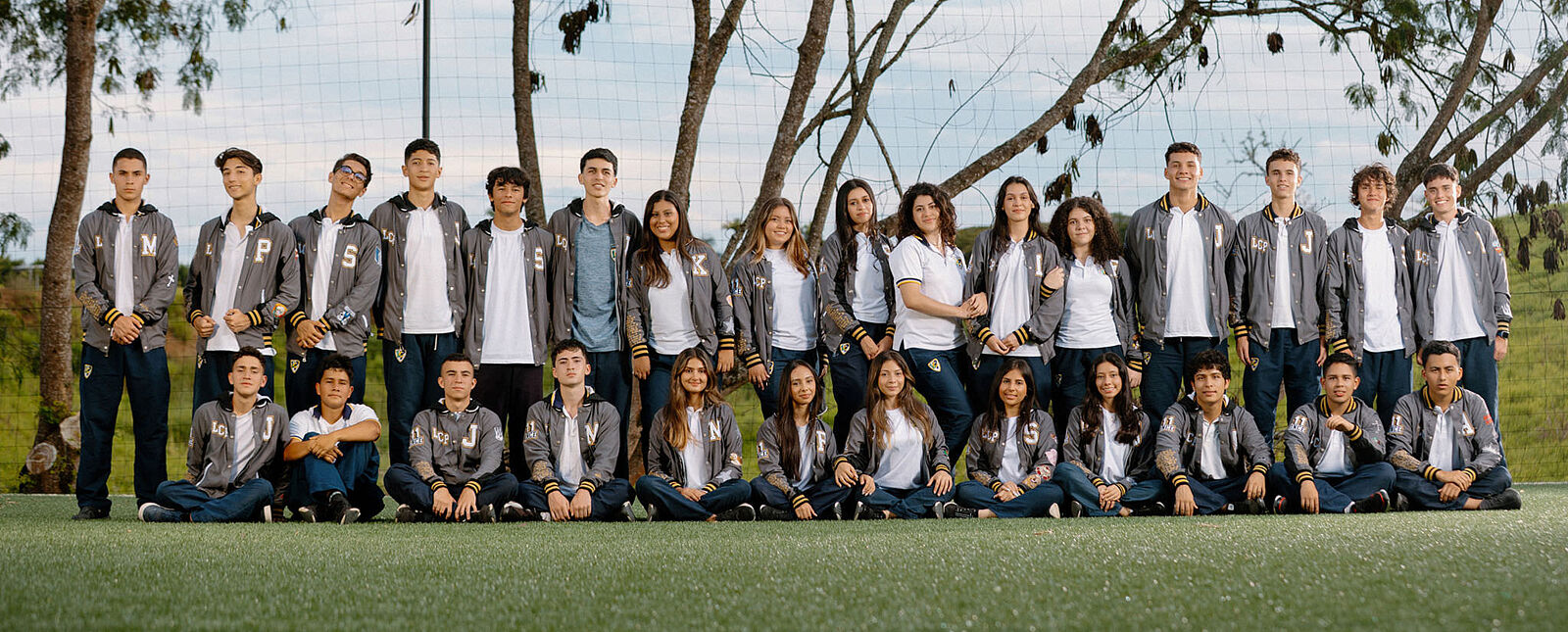 alexpiedrahita - anuario-prom-senior-alex-piedrahita-fotografia08-ts20251024223602585661.jpg